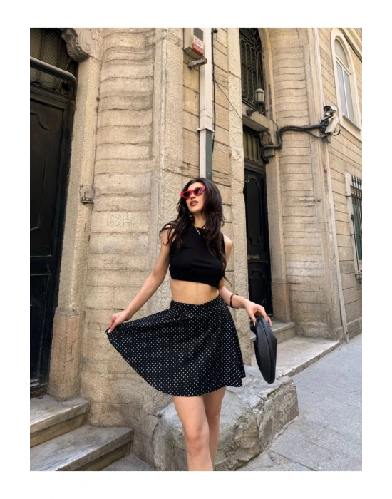 - Kadın Siyah Nokta Desenli Krinkıl Şortlu Etek