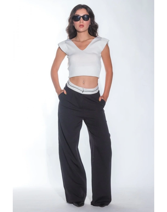 Kadın Siyah Bel Detay Bol Paça Yanları Cepli Piliseli Palazzo Kadın Kumaş Pantolon