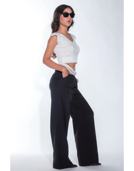 Kadın Siyah Bel Detay Bol Paça Yanları Cepli Piliseli Palazzo Kadın Kumaş Pantolon