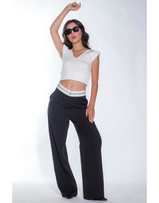 Kadın Siyah Bel Detay Bol Paça Yanları Cepli Piliseli Palazzo Kadın Kumaş Pantolon