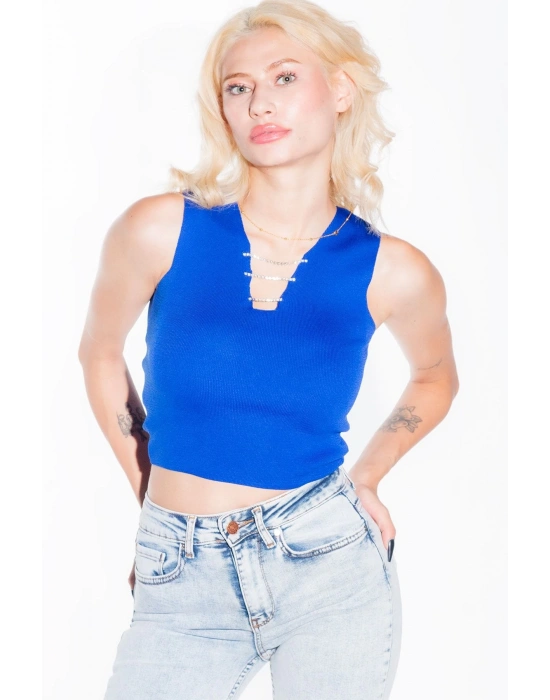 Kadın Yakası Zincir Detay Triko Mavi Crop Kadın V Yaka Bluz