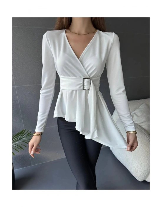 Kadın Beyaz Asimetrik Kesim Kemer Detaylı Bluz