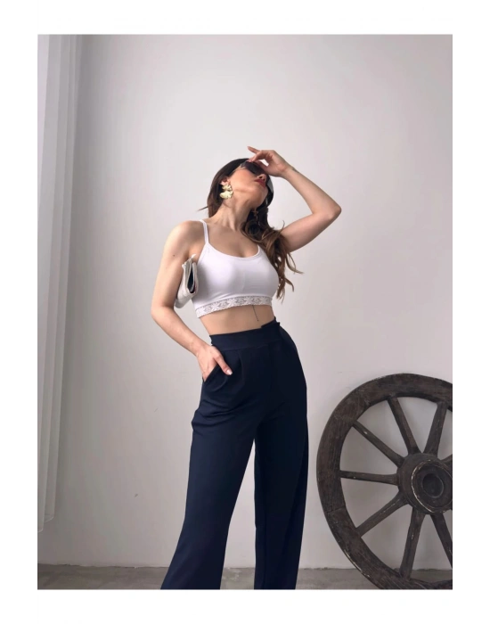 Kadın Lacivert Yüksek Bel Krep Kumaş Likralı Rahat Kesim Cırtlı Palazzo Pantolon