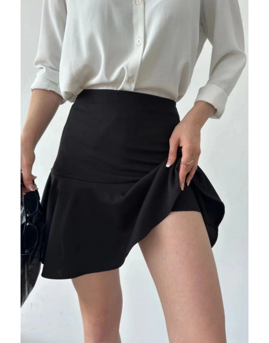 Kadın Siyah Esnek Şortlu Volanlı Pileli Viskon Kloş Şort Etek