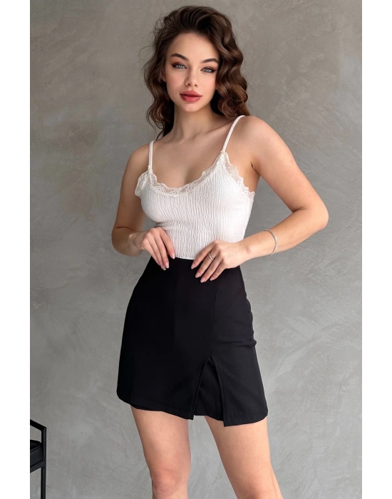Kadın Siyah Piliseli Mini Şortlu Etek