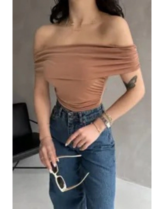 Kadın Kahverengi Madonna Yaka Likralı Buzzy Bluz