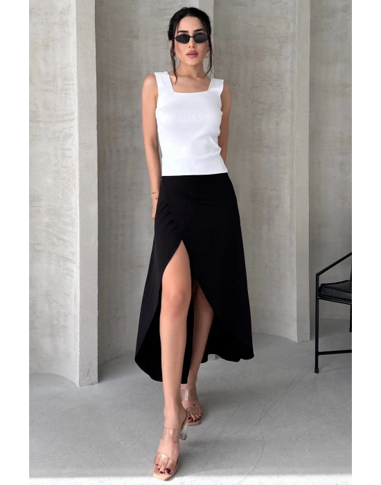 Kadın Siyah Yüksek Bel Midi Boy Yanı Yırtmaçlı İçi Şortlu Sandy Kumaş Etek