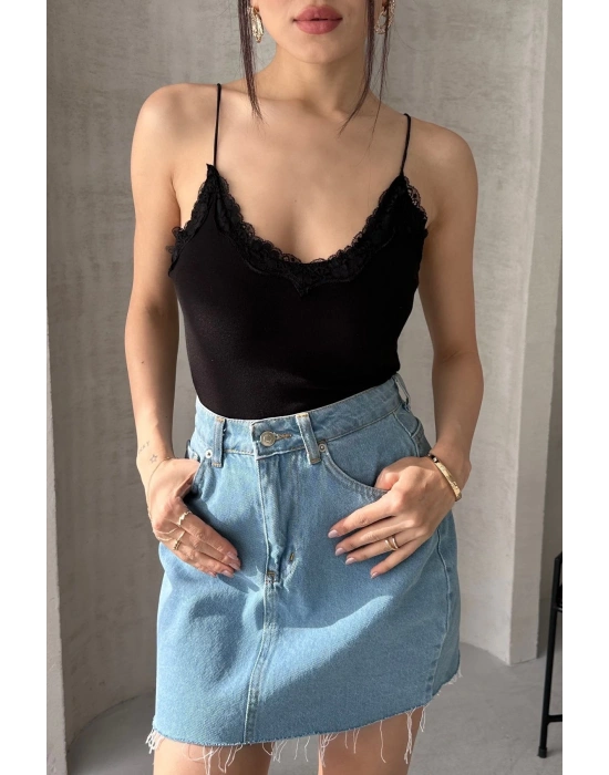 Kadın Siyah Gloplu İp Askılı Büstiyer Sütyenli Crop Atlet