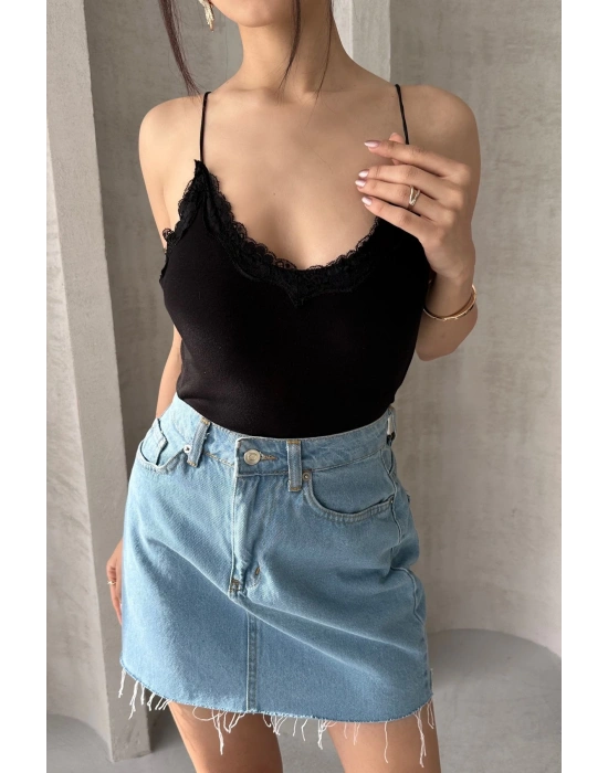 Kadın Siyah Gloplu İp Askılı Büstiyer Sütyenli Crop Atlet