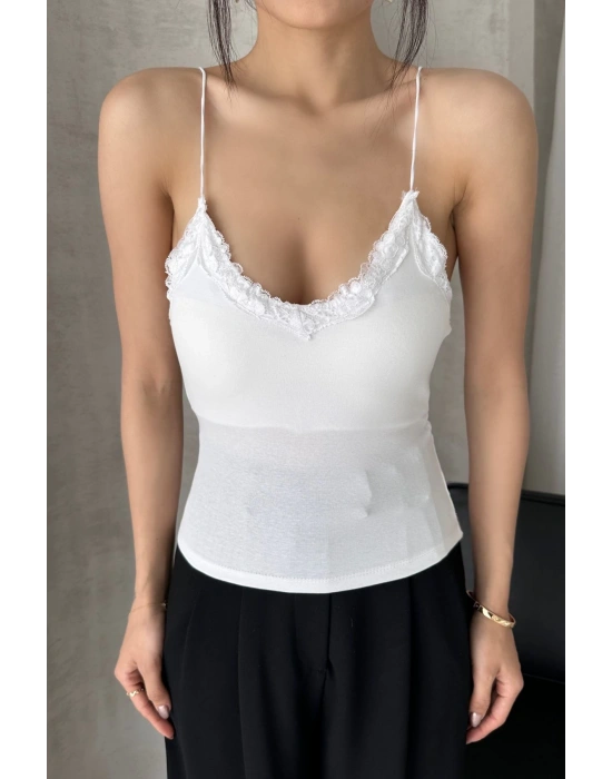 Kadın Beyaz Gloplu İp Askılı Büstiyer Sütyenli Crop Atlet