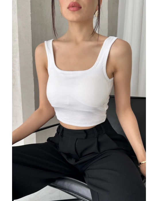 Kadın Beyaz Askılı Gloplu Südyenli Crop Atlet