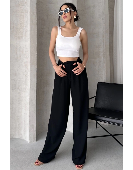 Kadın Beyaz Askılı Gloplu Südyenli Crop Atlet