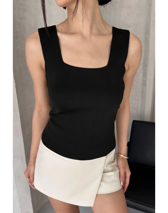 Kadın Siyah Kare Yaka Kalın Askılı Triko Bluz