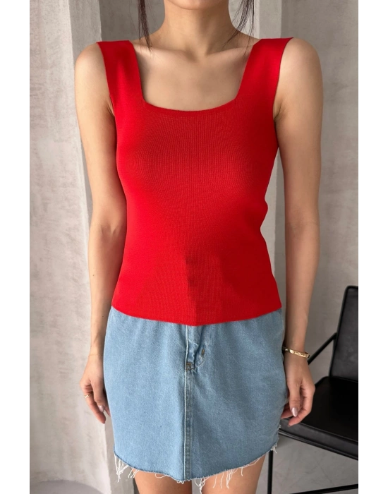 Kadın Kırmızı Kare Yaka Kalın Askılı Triko Bluz