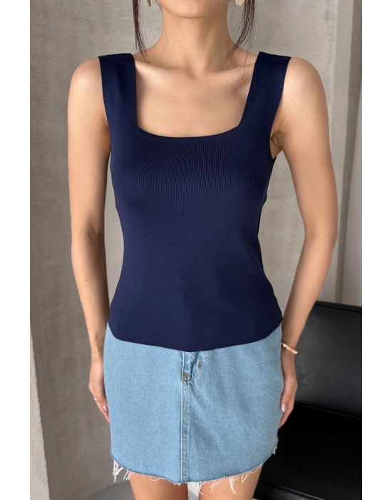 Kadın Lacivert Kare Yaka Kalın Askılı Triko Bluz