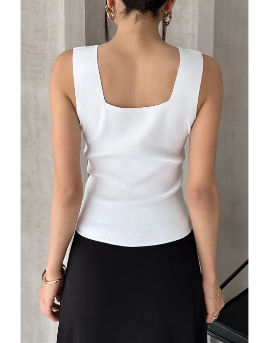 Kadın Beyaz Kare Yaka Kalın Askılı Triko Bluz