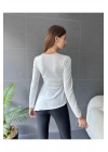 Kadın Beyaz Asimetrik Kesim Kemer Detaylı Bluz