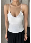 Kadın Beyaz Gloplu İp Askılı Büstiyer Sütyenli Crop Atlet