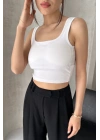 Kadın Beyaz Askılı Gloplu Südyenli Crop Atlet