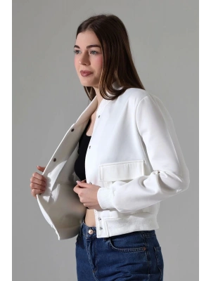 Kadın Beyaz Butik Mevsimlik Bomber Ceket