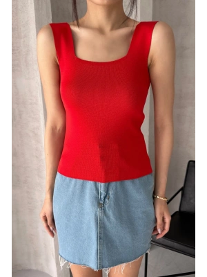 Kadın Kırmızı Kare Yaka Kalın Askılı Triko Bluz