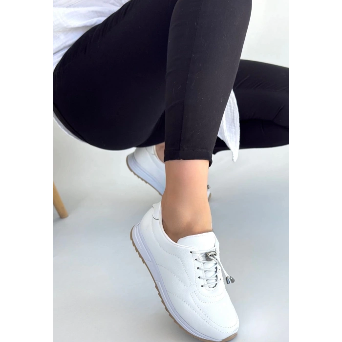 Finna Beyaz Cilt Bağcıklı Spor Ayakkabı