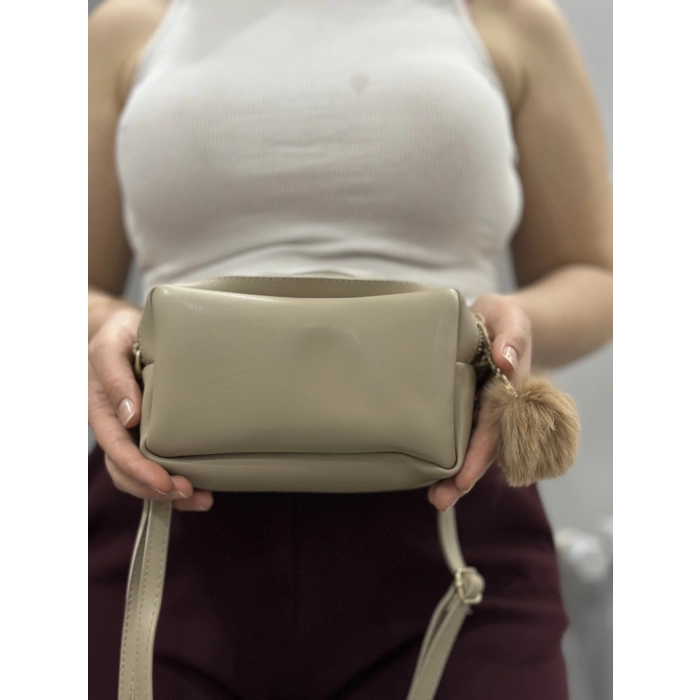 Ponpon vizon cilt çanta