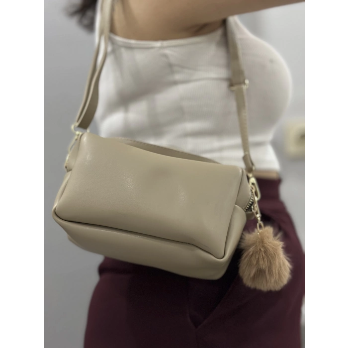 Ponpon vizon cilt çanta