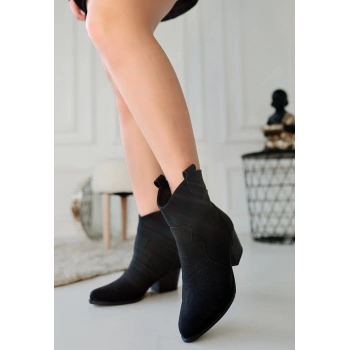 Akver Siyah Nubuk Topuklu Bot