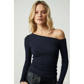 Asimetrik yaka bluz lacivert pt