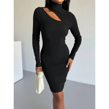 Boğazlı gögüs dekolteli elbise siyah f2333