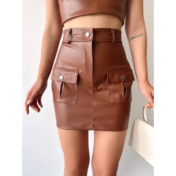 Önden iki cepli deri etek kahve h240040