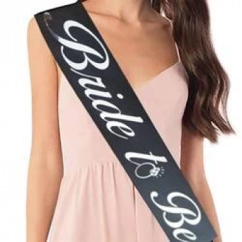 Bride To Be Gümüş Yaldızlı Siyah Kuşak