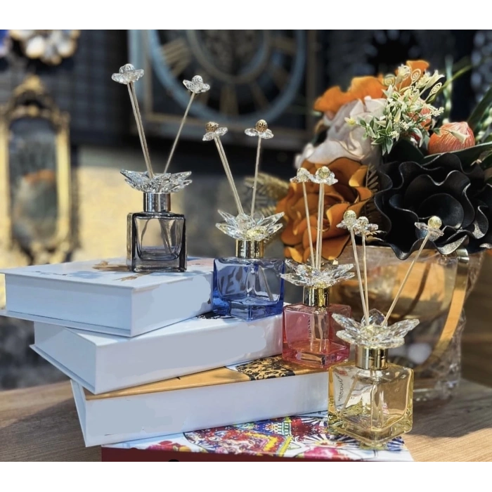 KRİSTAL KOKU ŞİŞESİ ÇUBUKLU ÇİÇEK TAŞLA SÜSLENMİŞ 25X8