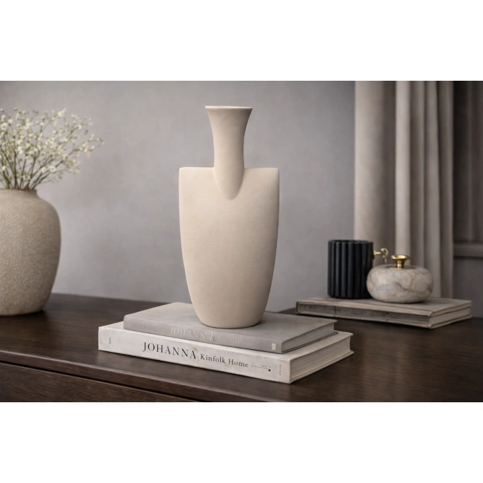 Modern Mat Seramik Siluet Vazo – Heykelsi Tasarım