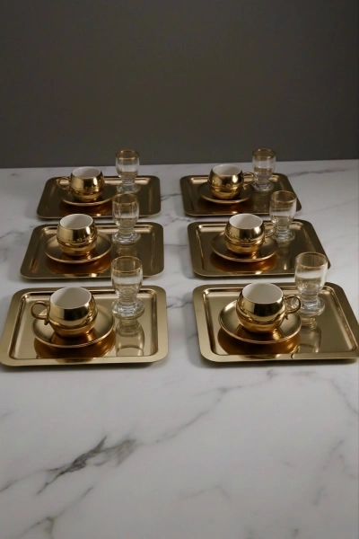 Paslanmaz Çelik 6 Adet Kare Gold Sunum Servis Tepsisi