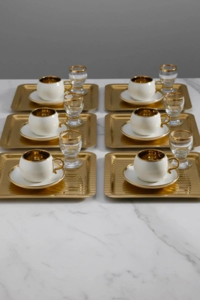 Paslanmaz Çelik 6 Adet Kare Desenli Gold AD-15 Sunum Servis Tepsisi