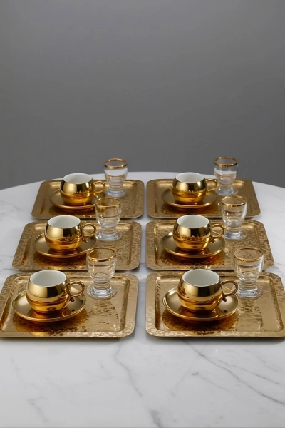 Paslanmaz Çelik 6 Adet Kare desenli Gold AD-08 Sunum Servis Tepsisi