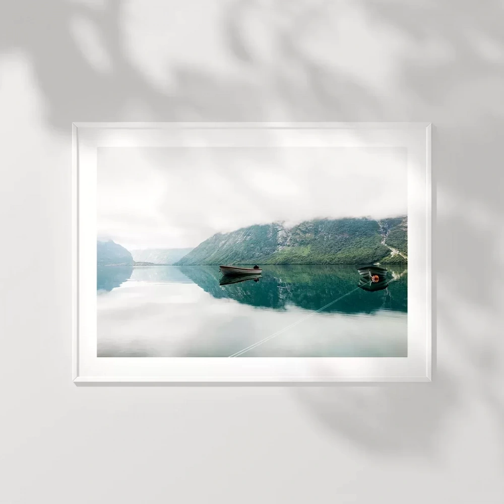 Sakin Göl Manzarası Poster