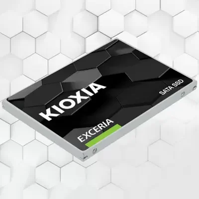 Kioxia Exceria LTC10Z480GG8 480GB 2.5″ SATA3 SSD Harddisk