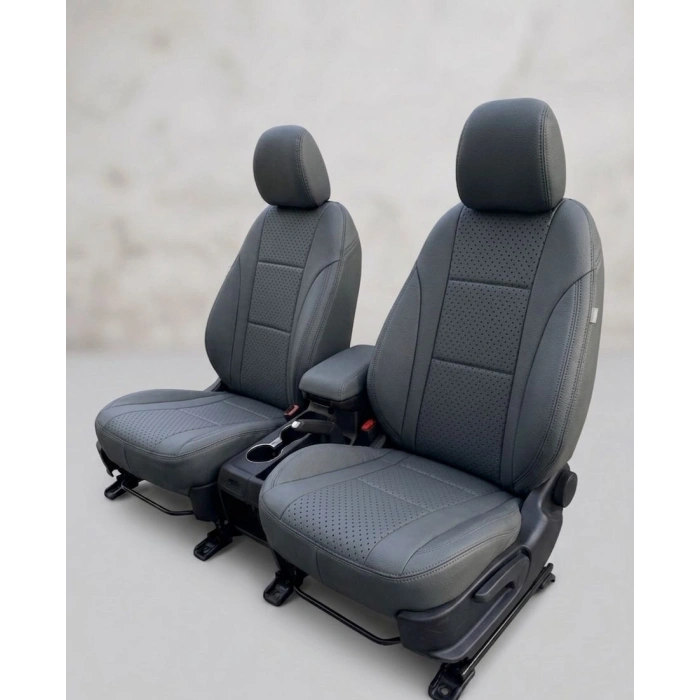 HYUNDAİ İ30 -ÖZEL DİKİM - ORTA DELİKLİ DERİ -KENAR DÜZ DERİ