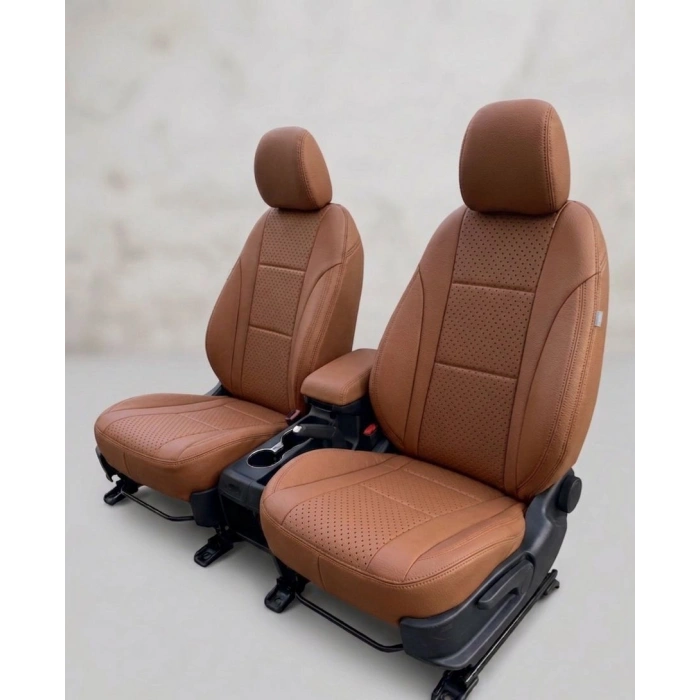 HYUNDAİ İ30 -ÖZEL DİKİM - ORTA DELİKLİ DERİ -KENAR DÜZ DERİ