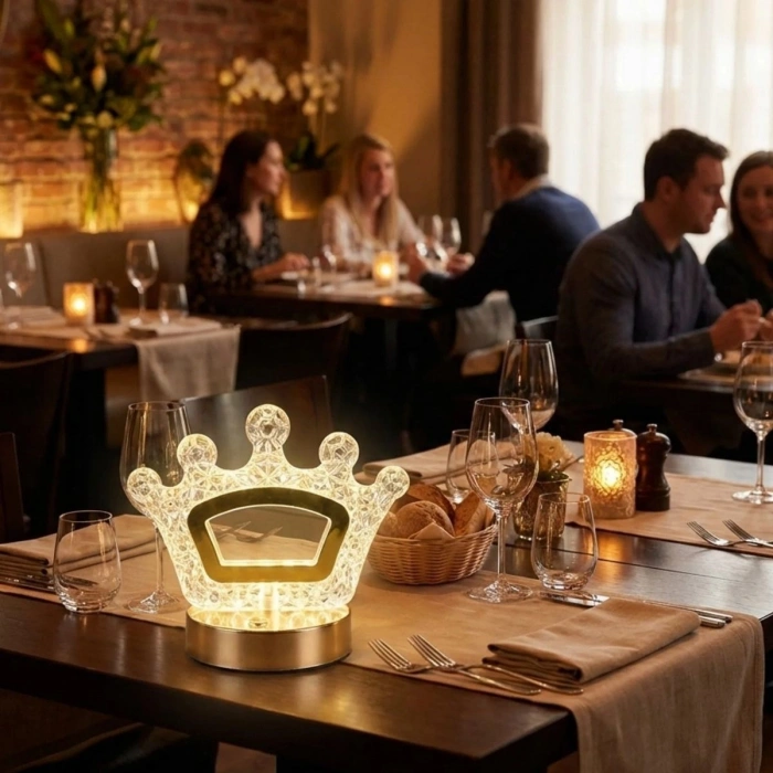 Kral Tacı Model Kristal LED Masa Lambası – Dokunmatik, 3 Renk Işık Modlu, Şarjlı Mini Dekoratif Gece Lambası