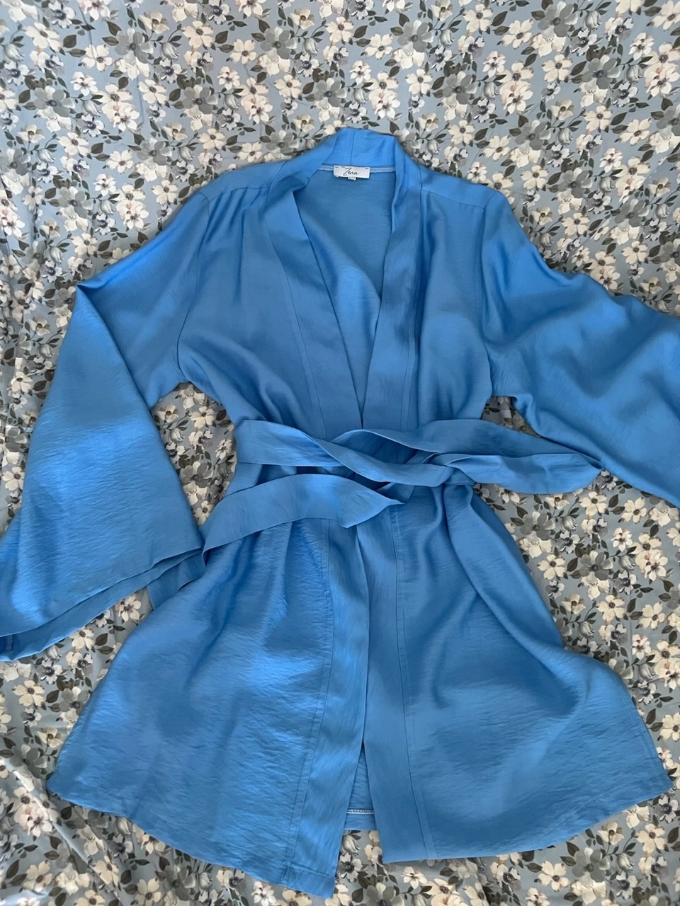 Mavi takım kimono