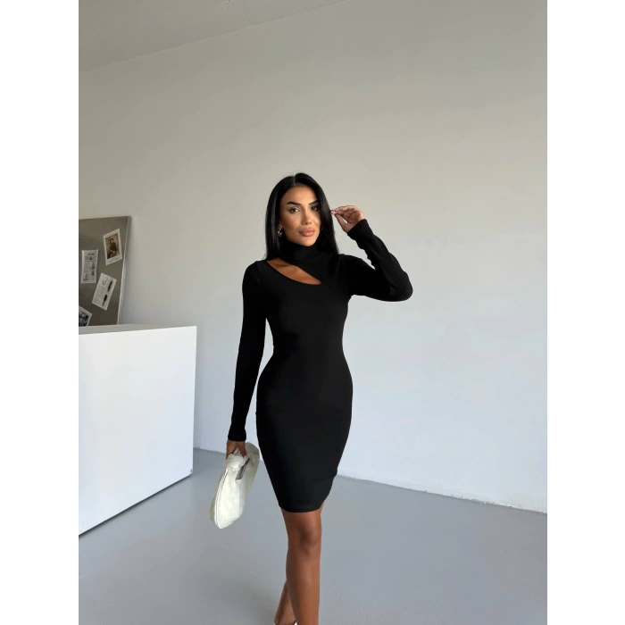 Boğazlı gögüs dekolteli elbise siyah f2333