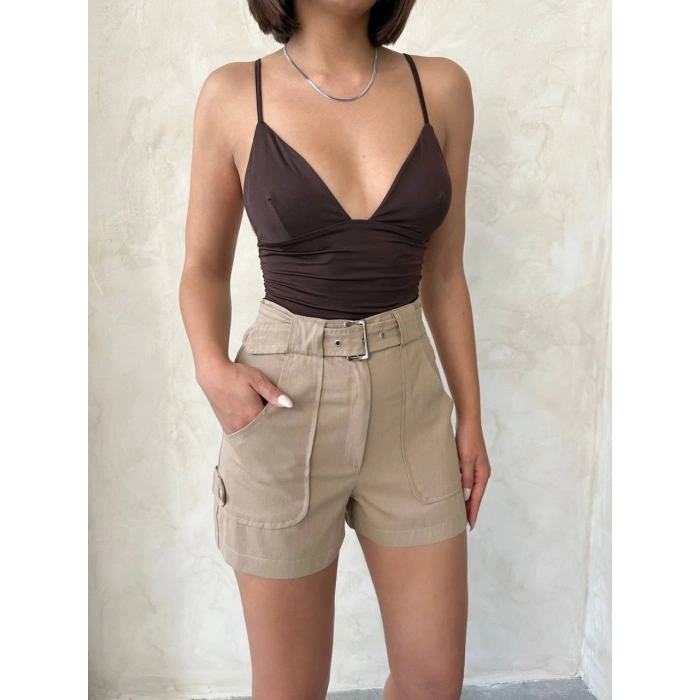 Kemer detaylı gabardin şort bej s25289