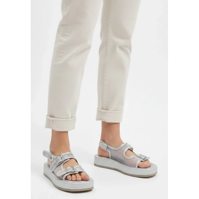 Sinna Gümüş Cilt Tül Detaylı Sandalet