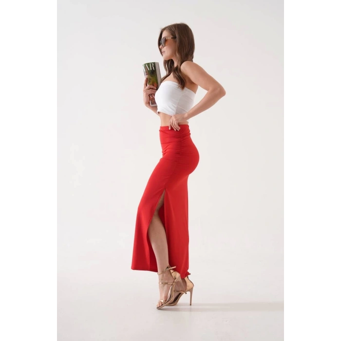 Uzun yırtmaçlı ince kumaş etek kırmızı