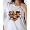 Leopar kalp baskılı tişört