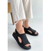 Wayi Siyah Hasır Cilt Sandalet